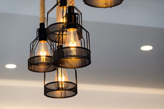Lustre vs. aplice: Ce alegem pentru fiecare spațiu din casă