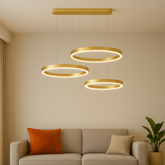 Zawieszany żyrandol LED z pilotem PERU 150W, 3 koła, światło zimne/ciepłe/neutralne, możliwość przyciemniania, błyszczące złoto, regulowana wysokość Nowoczesne żyrandole Domyślny tytuł Alessandro Design