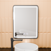 Prostokątne lustro LED, 50x70 cm, Taglio Touch, system rozmrażania, Czarny Rama