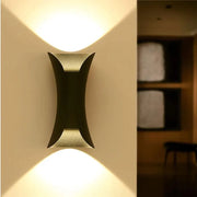 Heba Outdoor LED Wall Light, 10W IP65, Metal, Czarny