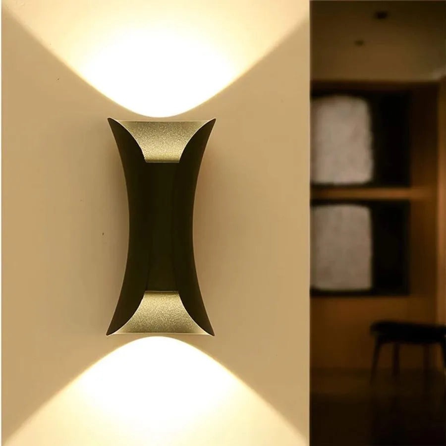 Heba Outdoor LED Wall Light, 10W IP65, Metal, Czarny