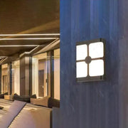 Zewnętrzny kinkiet LED Timeea, 18W, czarny, 6000K