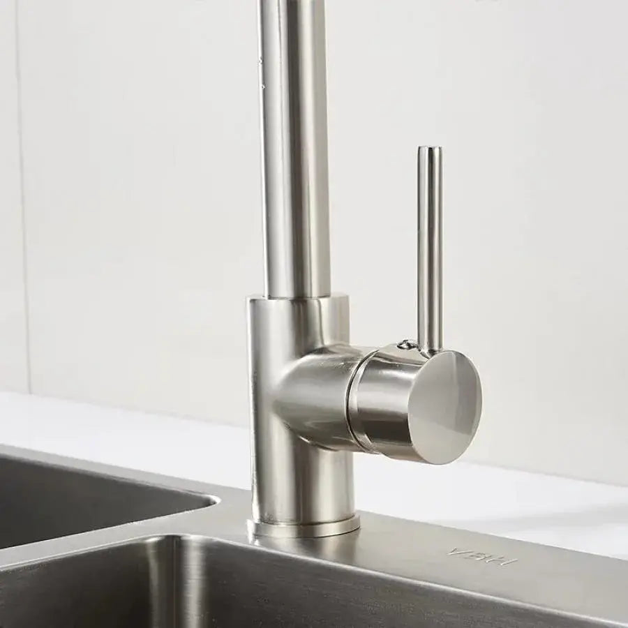 Bateria kuchenna z wyciąganą wylewką, stal nierdzewna i chromowany mosiądz, YD/101