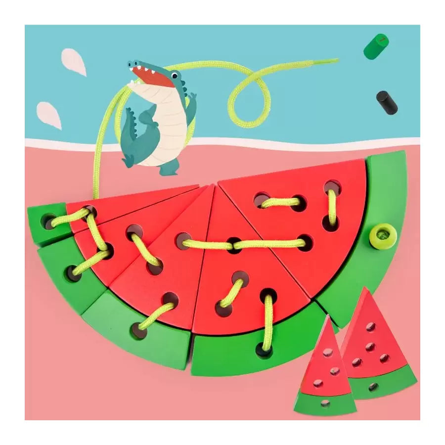 Drewniana gra sznurkowa z kawałkami arbuza