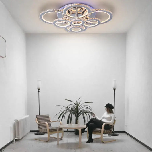 Żyrandol LED z pilotem i kryształem LIA RGB 182 W, 8 okręgów, zimne/ciepłe/neutralne światło, ściemnialny, błyszczący chrom biały