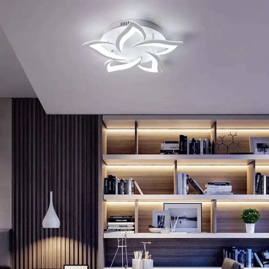 Żyrandol LED z pilotem LOTUS 74W, 5 płatków, zimne/ciepłe/neutralne światło, ściemnialny, biały