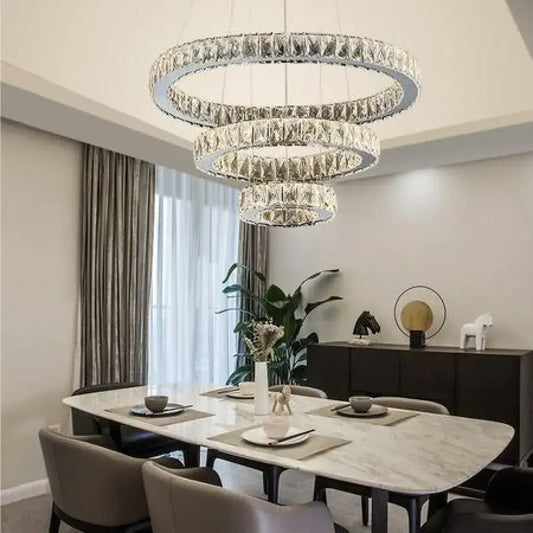 Żyrandol wiszący LED z pilotem i kryształem THEATRE 36 W, 3 okręgi, światło zimne/ciepłe/neutralne, ściemnialny, chrom błyszczący, regulowana wysokość