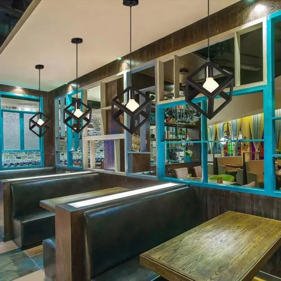 Żyrandol w kształcie kostki, STRUKTUR Uno, 1x E27, czarny, wiszący, metalowy