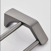 Szary uchwyt na ręczniki GJ614