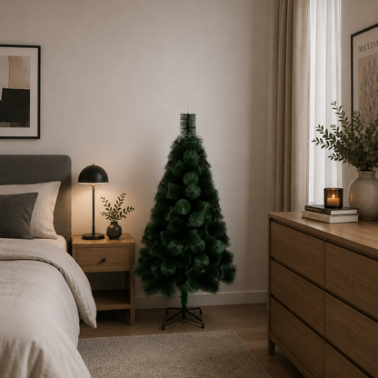 Decorațiune Brad Artificial MANIITSOQ, 150 cm, 130 vârfuri, Suport Metalic, Plastic, Verde