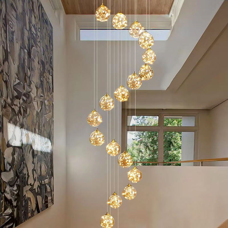 Żyrandol kryształowy LED KILKENNY Culmino, 144 W, światło neutralne, średnica 60 cm, kolor złoty