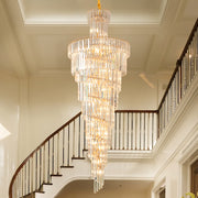 WINDSOR Altiora kryształowy żyrandol, średnica 60 cm, wysokość 1800 cm, błyszczące złoto, regulowana wysokość, elegancki design