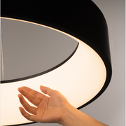 LED żyrandol zawieszony z pilotem Chiara, 74 W, zimno/gorące/neutralne światło, niestabilne, czarne