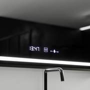 Prostokątne lustro LED, 100x80cm, Verite Majeste Noir MotionGlow Marcello, system przeciwmgielny, zegar i termometr, ściemnialne