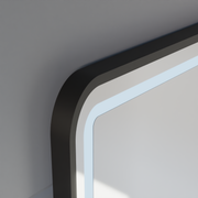 Lustro LED Gerhard Touch z systemem przeciwmgielnym, zegarem i temperaturą 60x80 cm, szczotkowana czarna rama