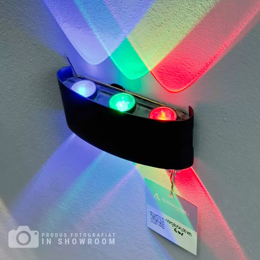 Fantas Lampa ścienna RGB LED do wewnątrz/na zewnątrz, 6 źródeł światła x 1 W, IP65, czarna, 3000 K