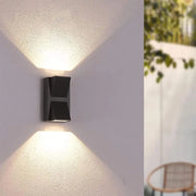 Kirima 6W Zewnętrzna lampa ścienna LED Czarna