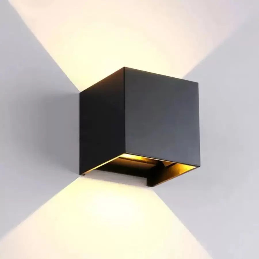 Zewnętrzna lampa ścienna LED Aryan 10W czarna