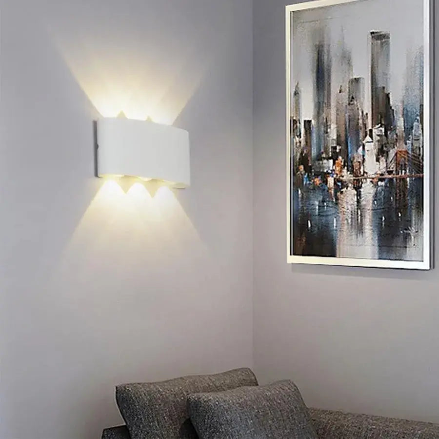 Fantas Lampa ścienna LED do użytku wewnątrz i na zewnątrz, 6 źródeł światła x 1 W, IP65, metaliczna, biała, 3000 K