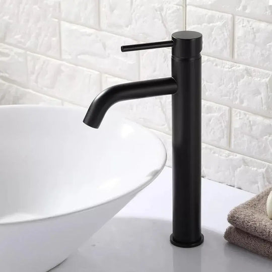 Wysoka jednouchwytowa bateria umywalkowa Głowica ceramiczna Czarny mosiądz sanitarny W zestawie przyłącza i zestaw montażowy 7527H Baterie łazienkowe Tytuł domyślny Alessandro Design