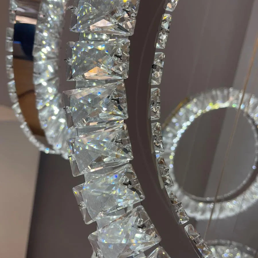 Żyrandol LED Cindy, 128 W, metal i kryształ, srebrny 