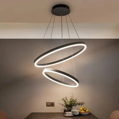 Żyrandol LED Casiana z pilotem, 100 W, czarny, ściemnialny