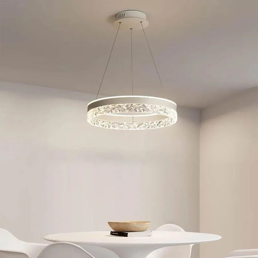 Żyrandol LED z pilotem Iarina 124W ściemnialny biały