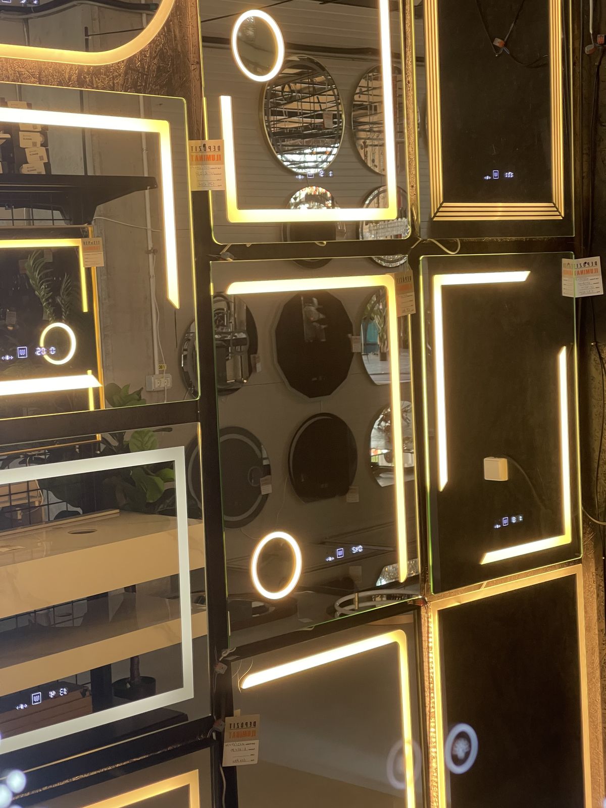 Lustra LED i wyposażenie łazienek w salonie Alessandro Design w Afumați